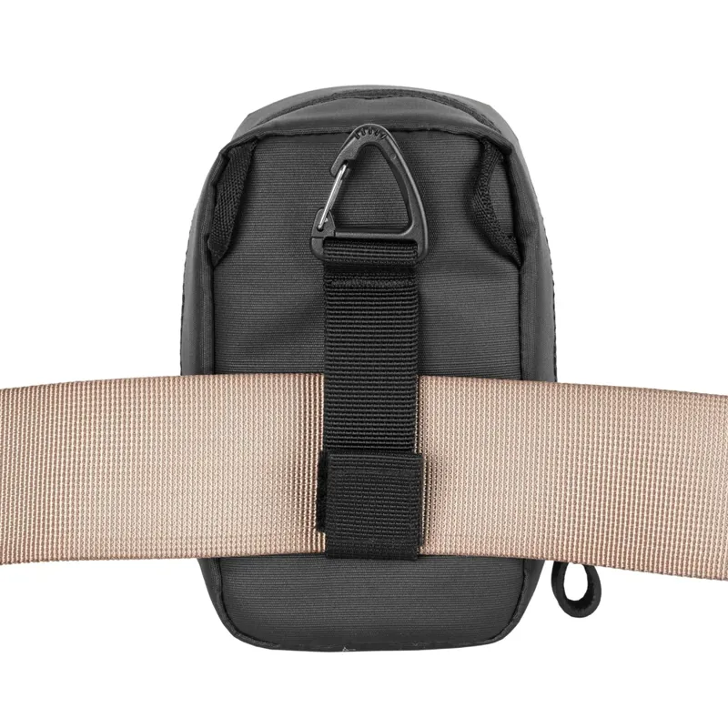 Vanguard Veo Metro Medium Compact Camera Case in Black-6