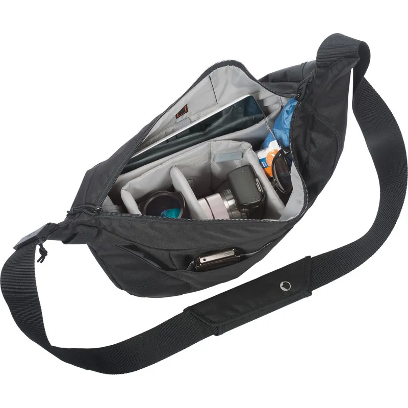 Lowepro Passport Sling III in Black-1