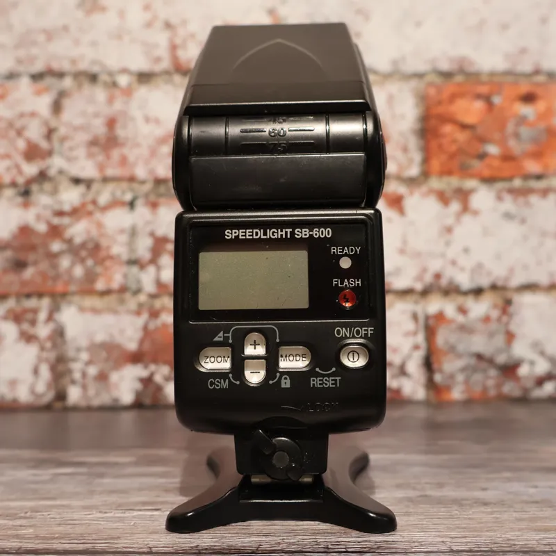 Used Nikon SB-600 Flash - 1 YEAR GTEE-1