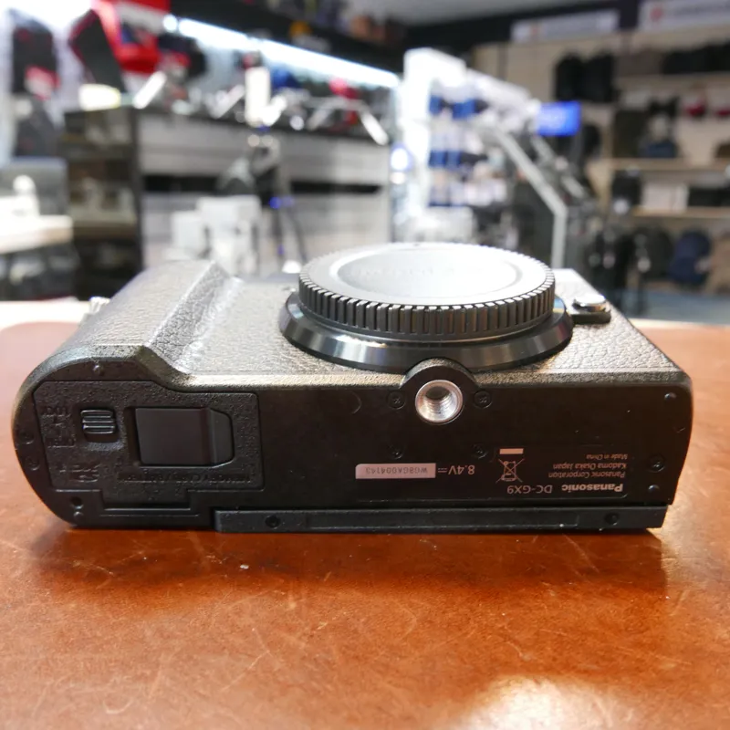 Used Panasonic Lumix GX9 Camera Body with 462 actuations - 1 YEAR GTEE-5