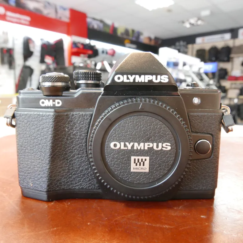 Used Olympus OM-D E-M10 MkII Body Black 5293 actuations - 1 YEAR GTEE