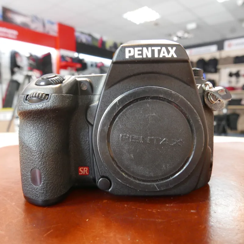 Used Pentax K-7 DSLR Body with 21174 actuations - 1 YEAR GTEE-1