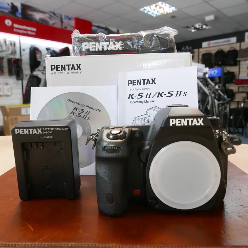 Used Pentax K-5 II S DSLR Body with 32800 actuations - 1 YEAR GTEE