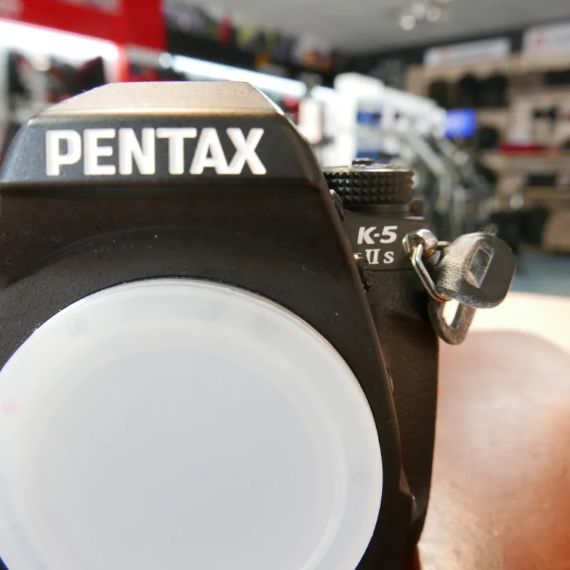 Used Pentax K-5 II S DSLR Body with 32800 actuations - 1 YEAR GTEE-2