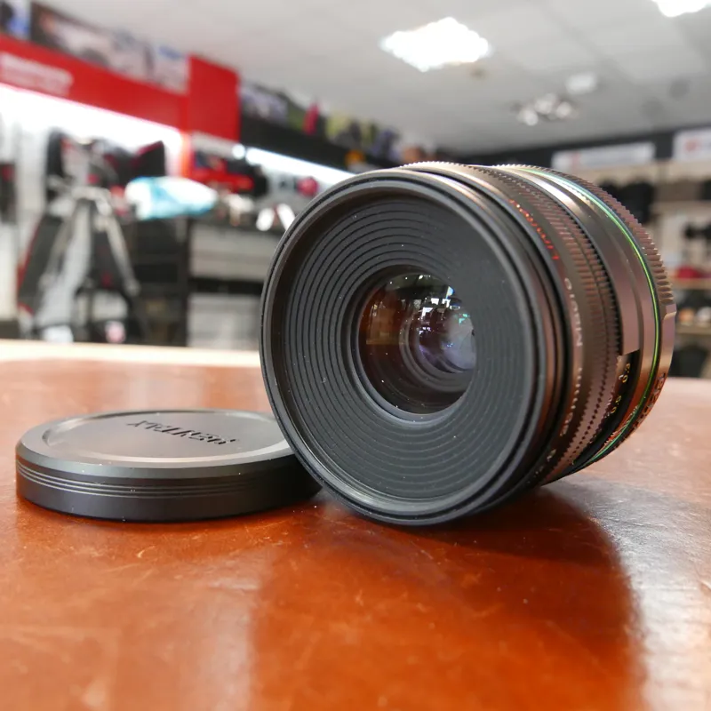 Used Pentax DA 35mm f2.8 Macro Ltd Black lens - 1 YEAR GTEE-2