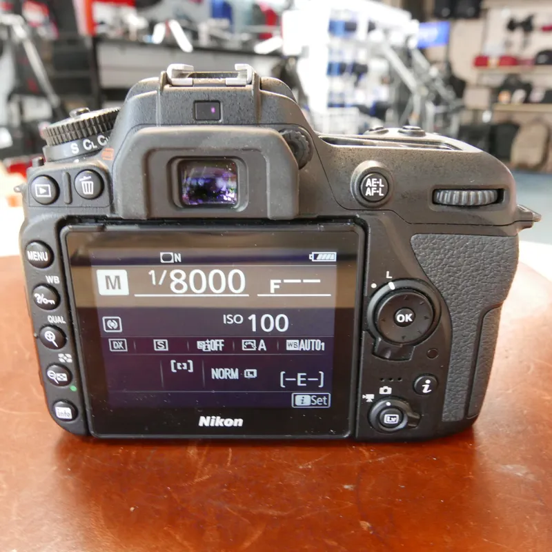 Used Nikon D7500 DSLR Body with 1280 actuations  - 1 YEAR GTEE-3