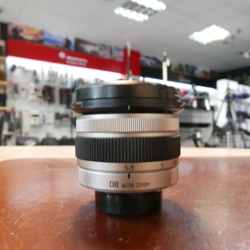 Used Pentax Q 08 Wide Zoom 3.8-5.9mm f3-7.4 - 1 YEAR GTEE-2