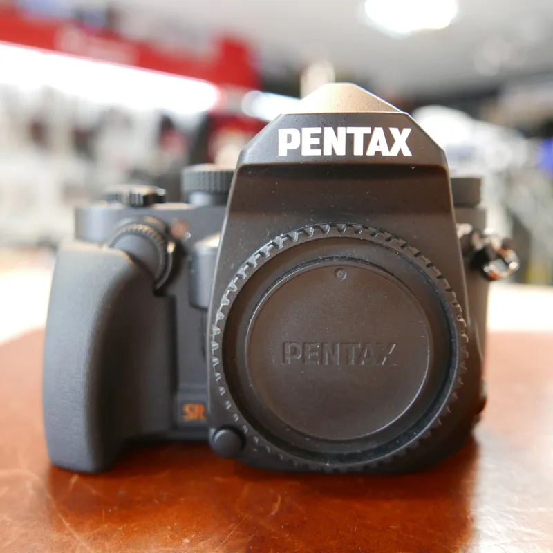 Used Pentax KP Body In Black - 665 actuations - 1 YEAR GTEE-1