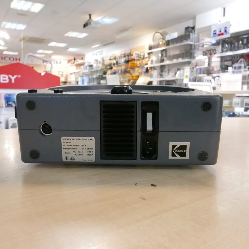 Used Kodak Carousel S-AV 2000 Slide Projector - 1 YEAR GTEE-3