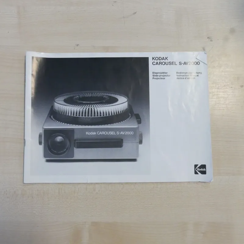 Used Kodak Carousel S-AV 2000 Slide Projector - 1 YEAR GTEE-5
