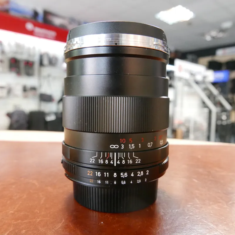 Used Carl Zeiss Distagon 35mm f2 ZF.2 - Nikon MF - 1 YEAR GTEE-1