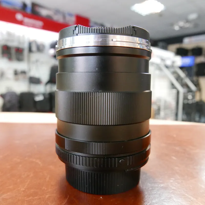 Used Carl Zeiss Distagon 35mm f2 ZF.2 - Nikon MF - 1 YEAR GTEE-2