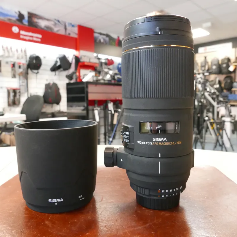 シグマ 180mm F3.5APO MACRO EX DG HSM キヤノン用 シグマ 180mm F3.5APO MACRO EX DG HSM ニコン用(中古品) Sigma 180mm f3.5