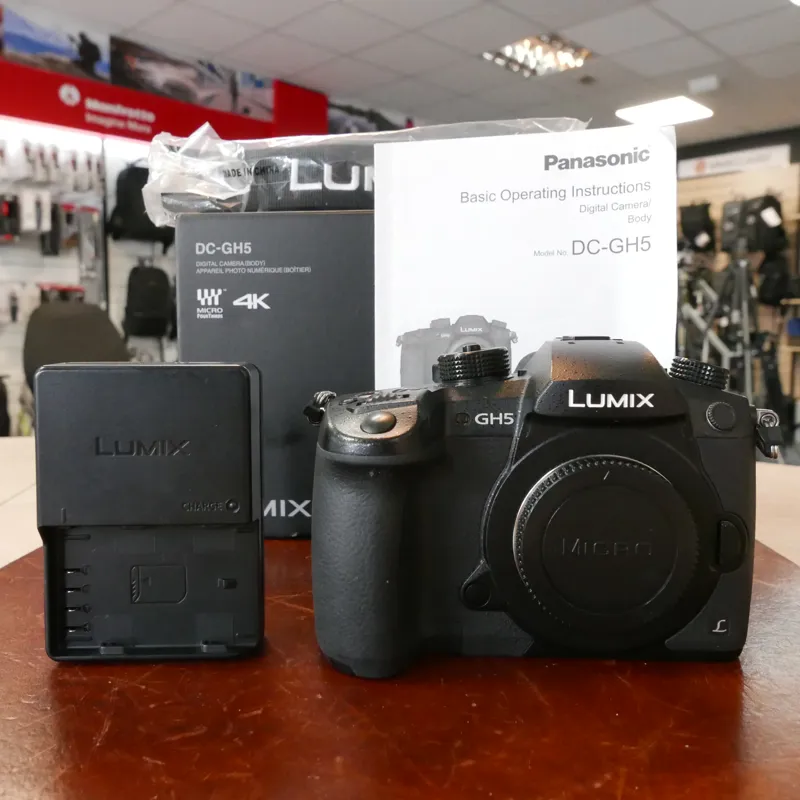 Used Panasonic Lumix GH5 Body - 10385 Actuations - 1 YEAR GTEE