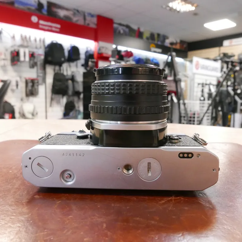 Used Pentax MX + SMC M 50mm f1.7 - Film -  YEAR GTEE-3