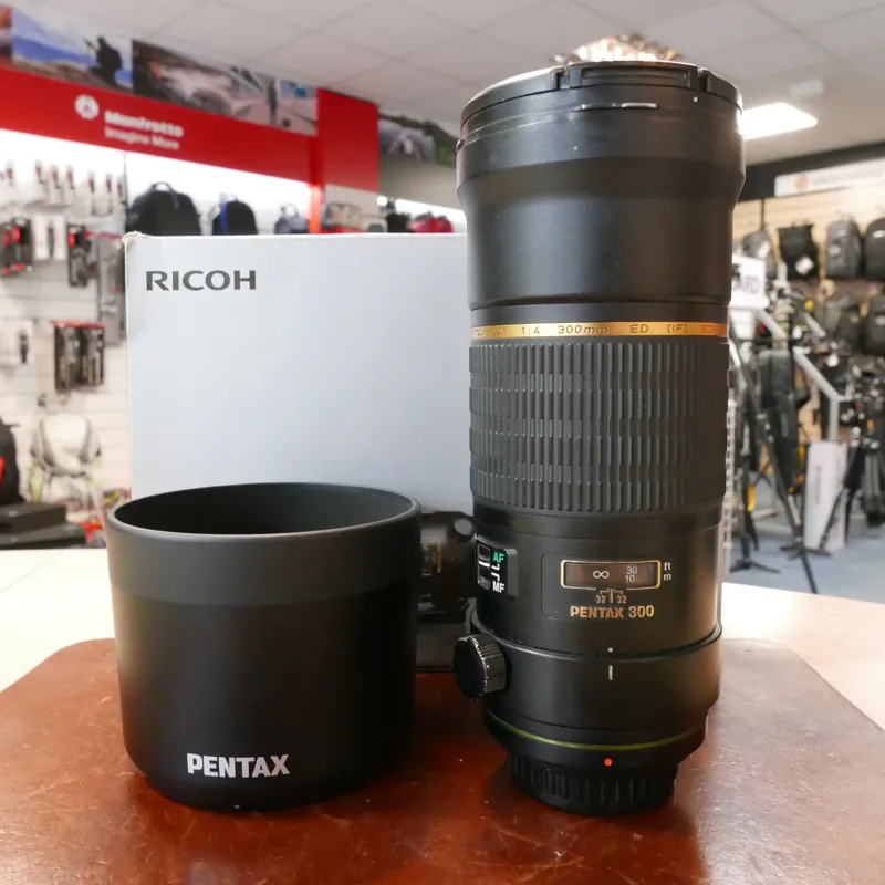 Used Pentax DA star 300mm f4 ED IF SDM - 1 YEAR GTEE