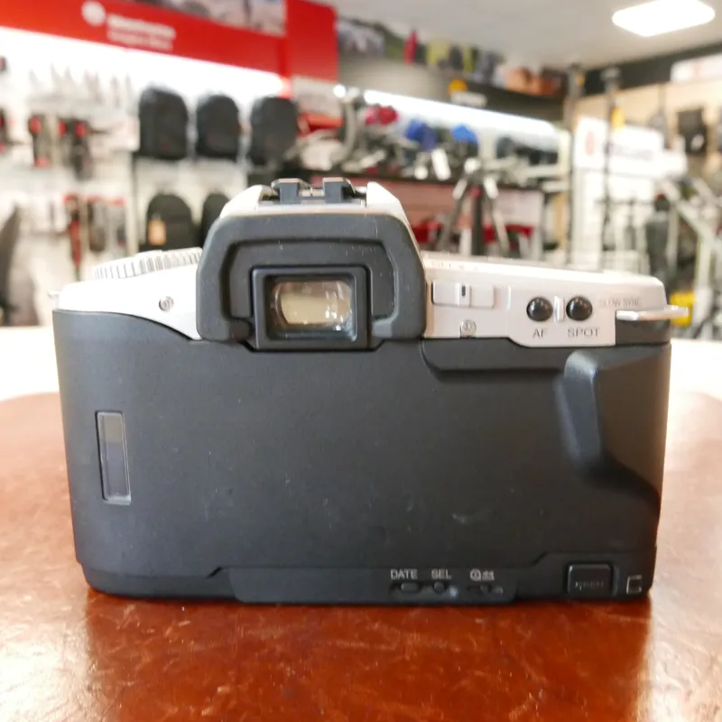 Used Minolta Maxxum 4 + 28-80mm f3.5-5.6 - 1 YEAR GTEE-2