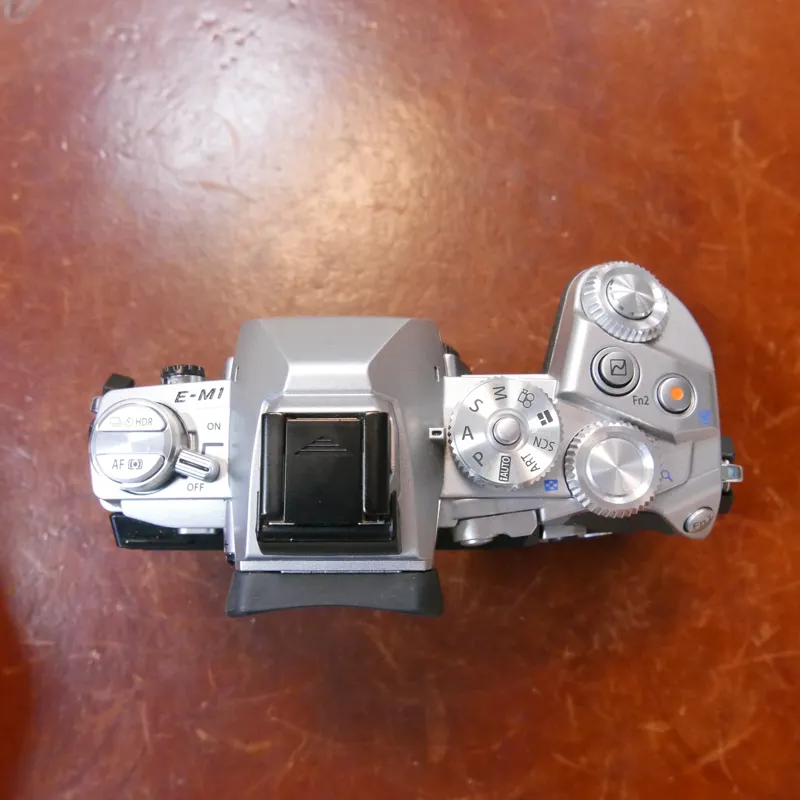 Used Olympus OM-D E-M1 Mark I - Silver - 2969 Actuations - 1 Year GTEE-4