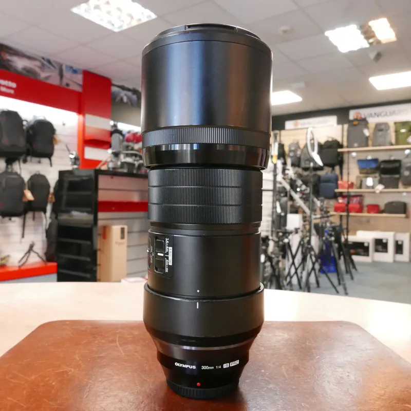 Used Olympus M.Zuiko 300mm f4 Pro Lens - 12 Months Warranty