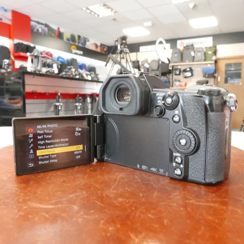 Used Panasonic Lumix G9 Body - 31633 Actuations - 12 Months Warranty-3