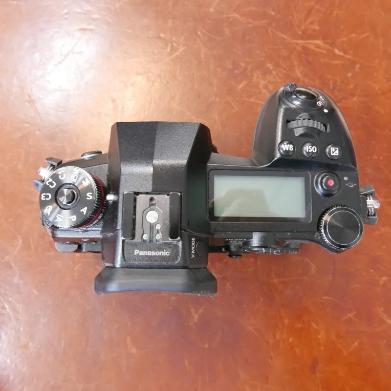 Used Panasonic Lumix G9 Body - 31633 Actuations - 12 Months Warranty-4