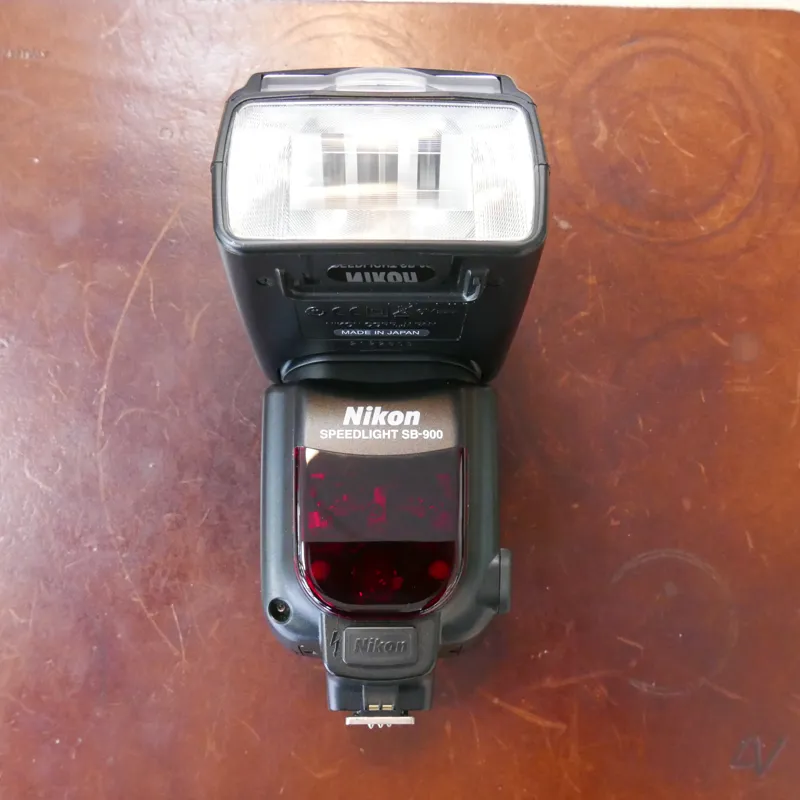 Used Nikon SB-900 Speedlight Flash - 12 Months Warranty-1