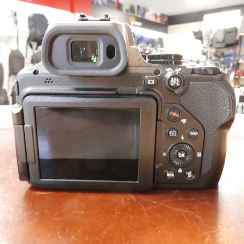 Used Nikon P1000 Bridge Camera - 1 YEAR GTEE-3