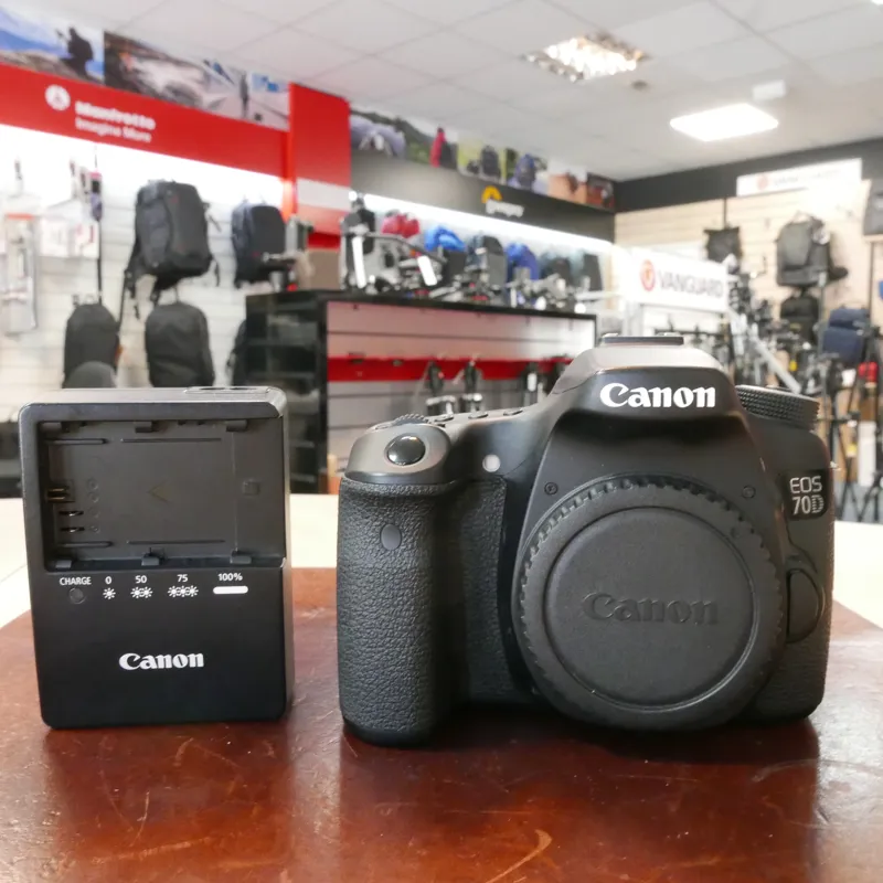 Used Canon EOS 70D Body - 7453 Actuations - 12 Months Warranty