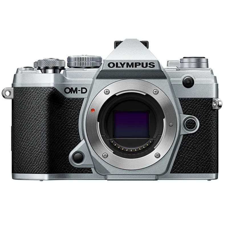 Olympus OM-D E-M5 Mark III in Silver with 12-200mm Lens -3
