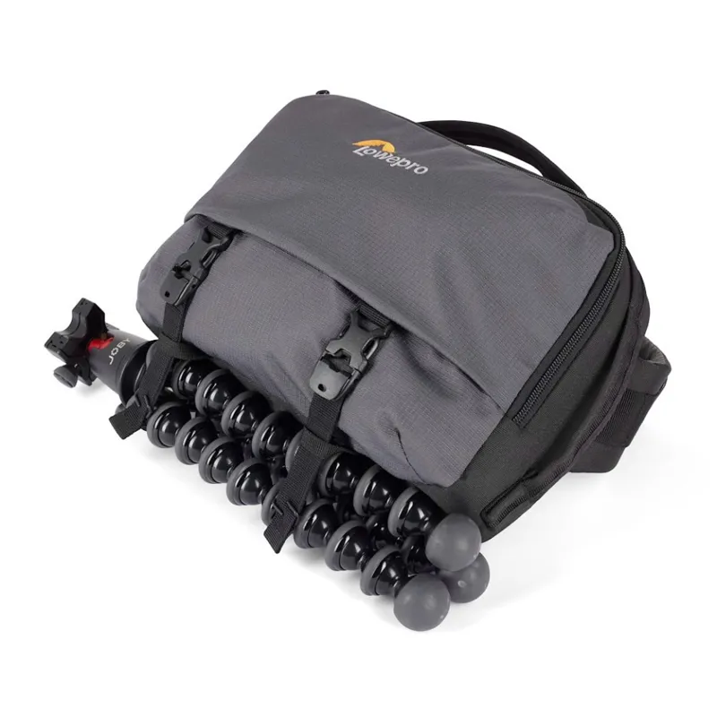 Lowepro Omni Trekker Backpack/Shoulder Bag Black 17.5X13X5.25\