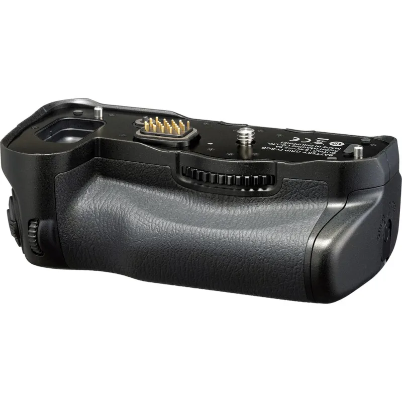Pentax D-BG8 Battery Grip for Pentax K-3 Mark III-1