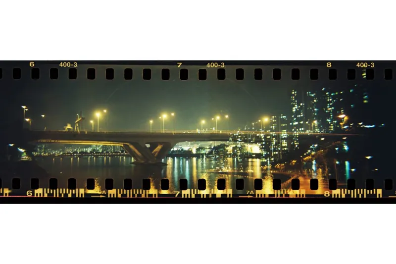 Lomography HydroChrome Suttons Panoramic Belair Camera-5