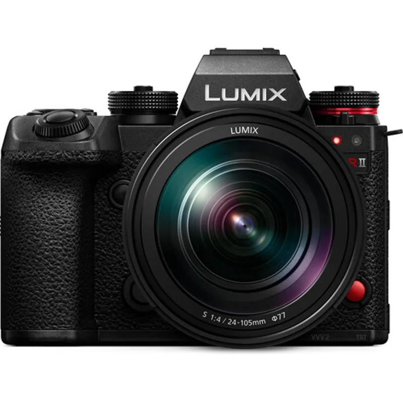 Panasonic Lumix S1R II with 24-105mm f4 OIS Lens