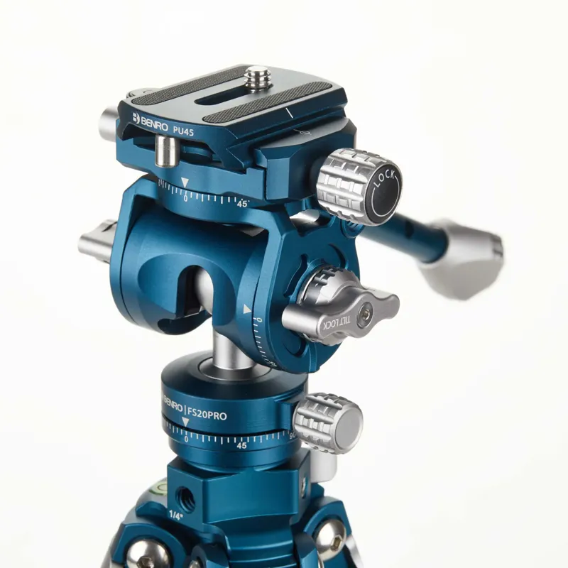 Ex-Display Benro Cyanbird Carbon Fibre Tripod with FS20PRO Hybrid Head-1