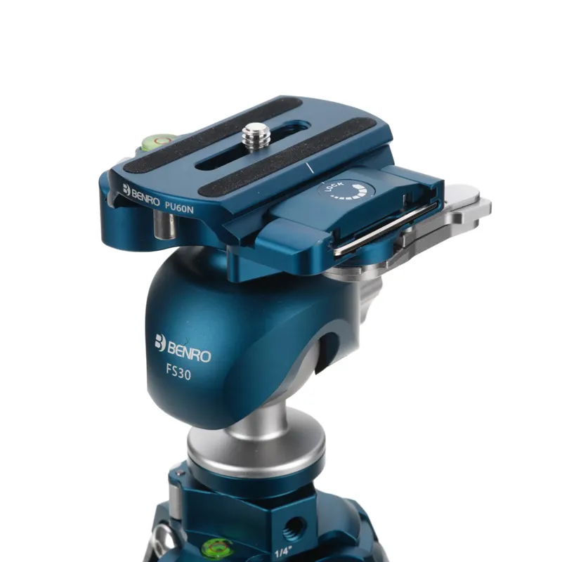 Ex-Display Benro Cyanbird Carb Tripod+FS30 Head-3
