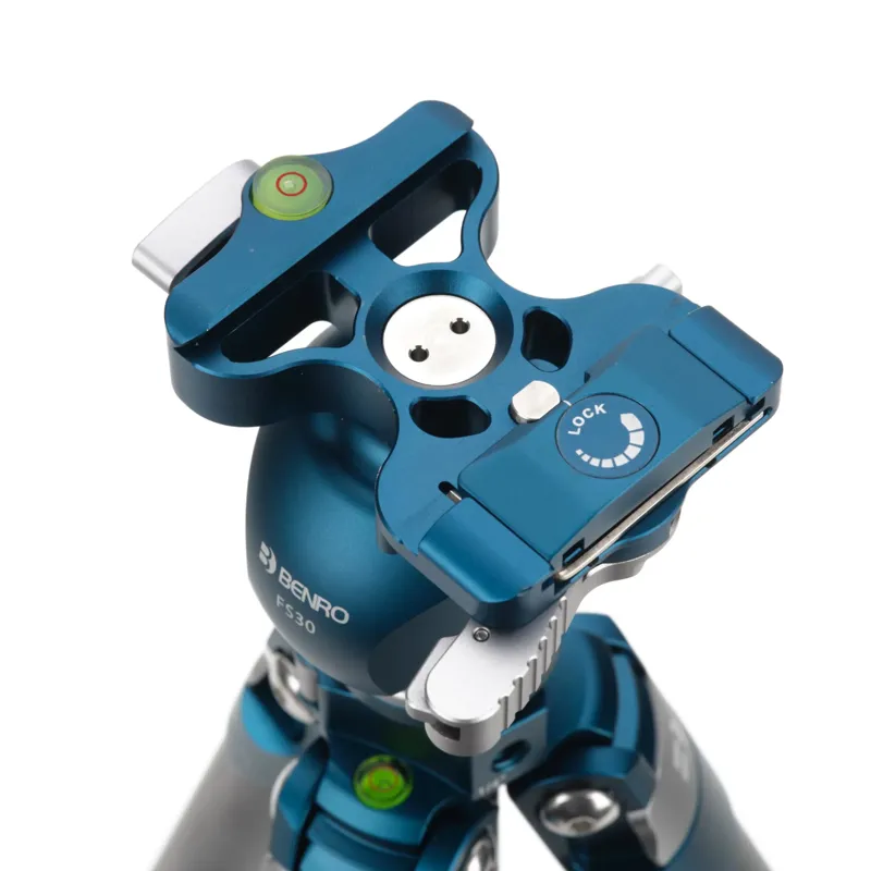 Ex-Display Benro Cyanbird Carb Tripod+FS30 Head-4